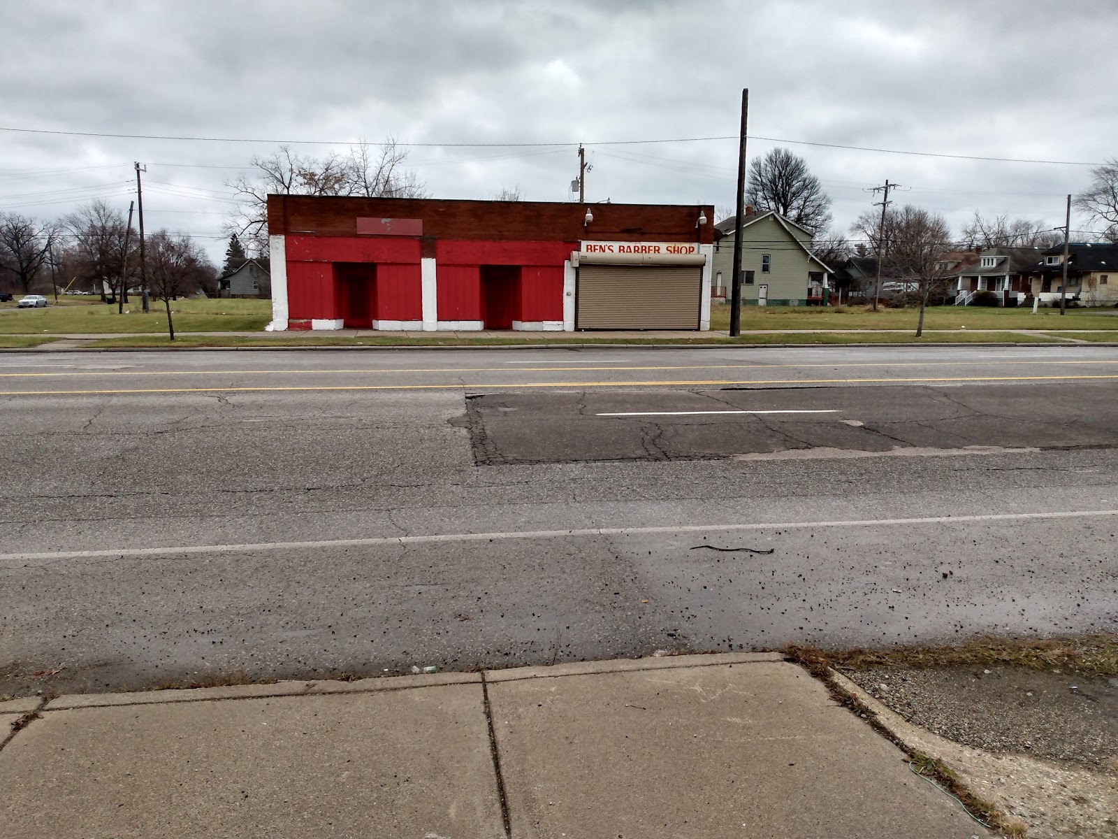 Ben's Barber Shop — photo