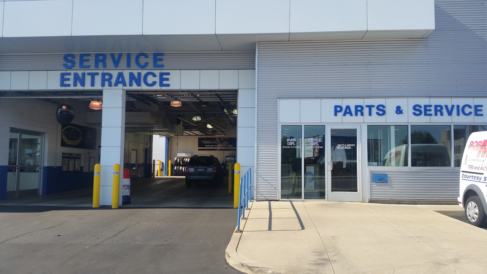 Bob Maxey Ford Parts in Detroit