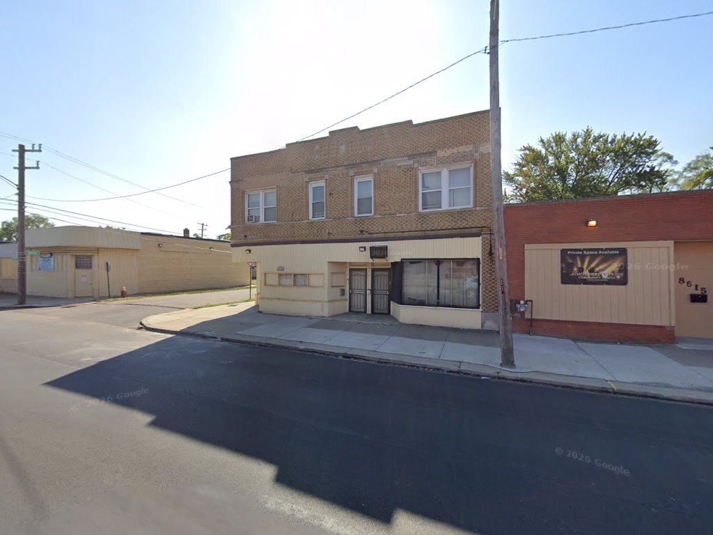 Charlie's Barber Shop — photo