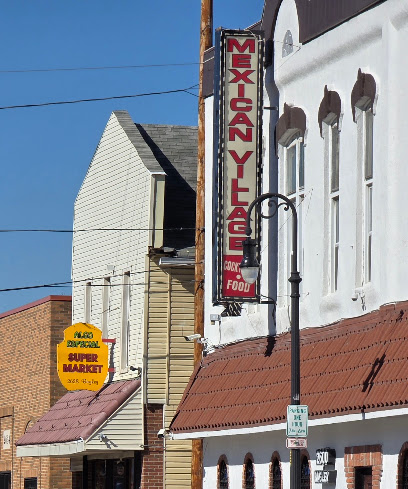 Algo Especial Super Market in Detroit