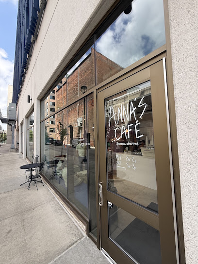 Anna's Café in Detroit