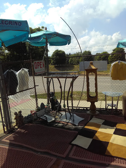 Bargain Dollar Resale — photo