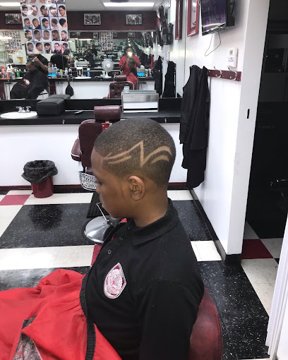 Bees Cutz in Detroit