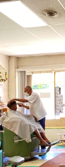 Dexter Barber Shop in Detroit