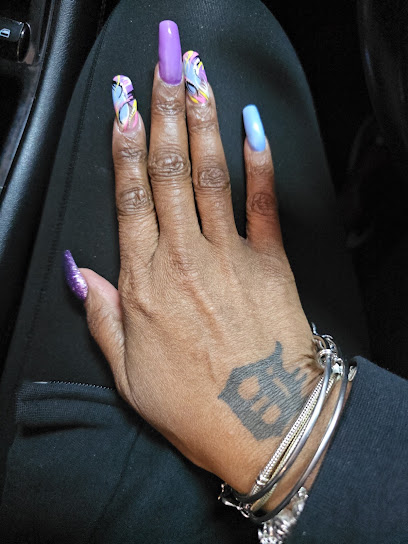 Diamond Nail Salon — photo