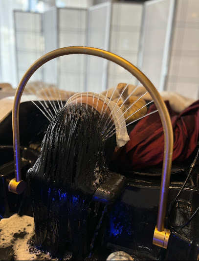 duo Headspa and Nails in Detroit