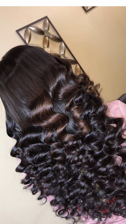 First Class Unisex Salon in Detroit
