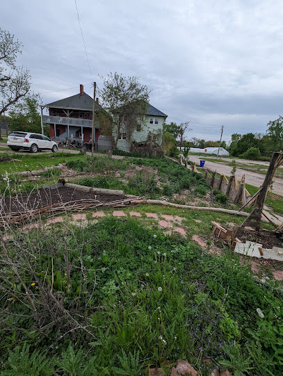Huckleberry Explorers Club Museum and General Store and Gardens — photo