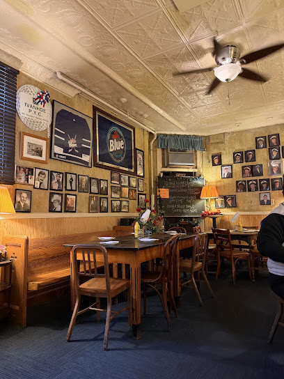 Ivanhoe Cafe in Detroit