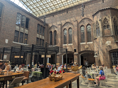 Kresge Court in Detroit