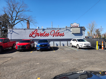 Lovelee Vibes Bar & Grill — photo