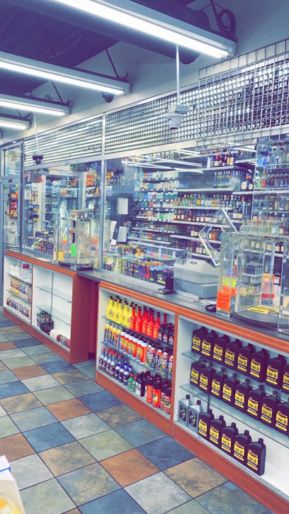 Parkside Market (Gio Liquor) — photo