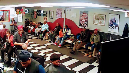 R Barber Shop in Detroit, MI — photo 1