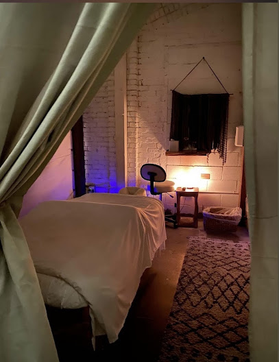 Sarah massage & spa in Detroit