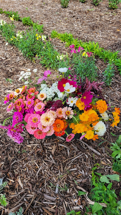 Sisters Flower Co. — photo