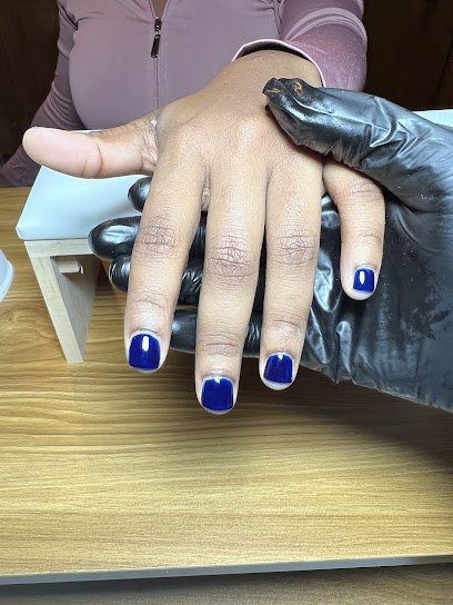 The Luxury Manicure — photo