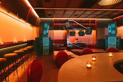 Tigris in Detroit, MI — photo 1