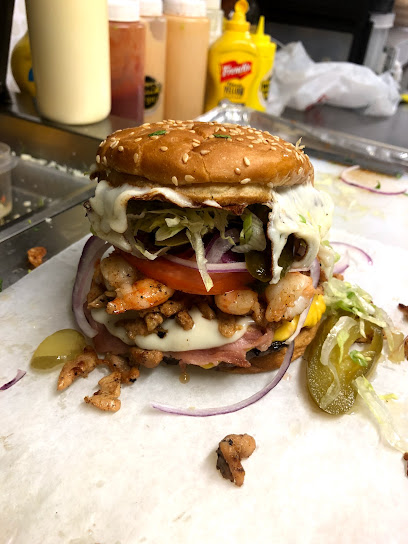 Wicho's burger — photo