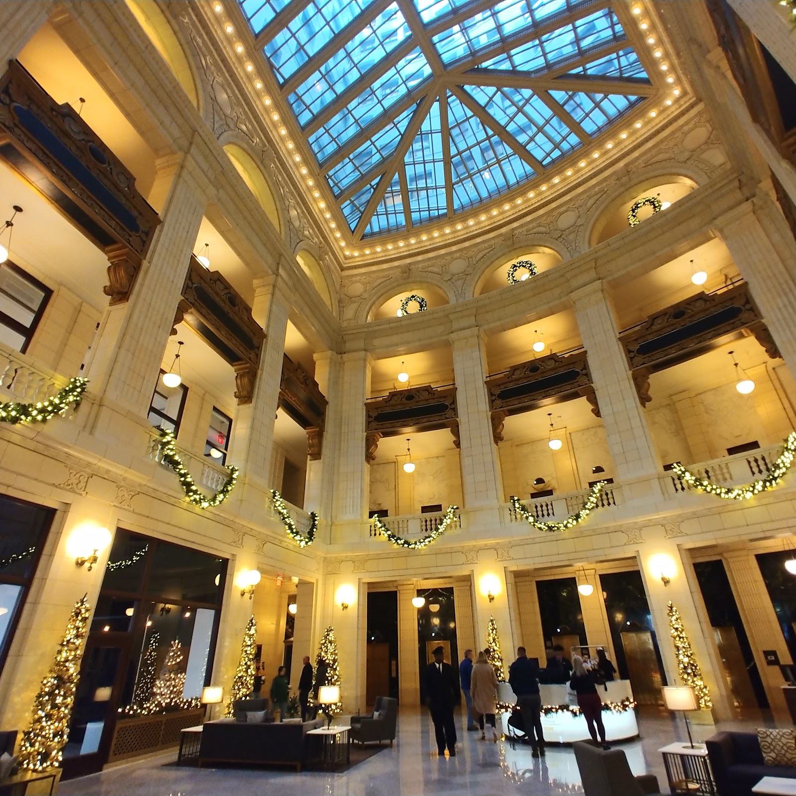Hotel David Whitney, Autograph Collection in Detroit
