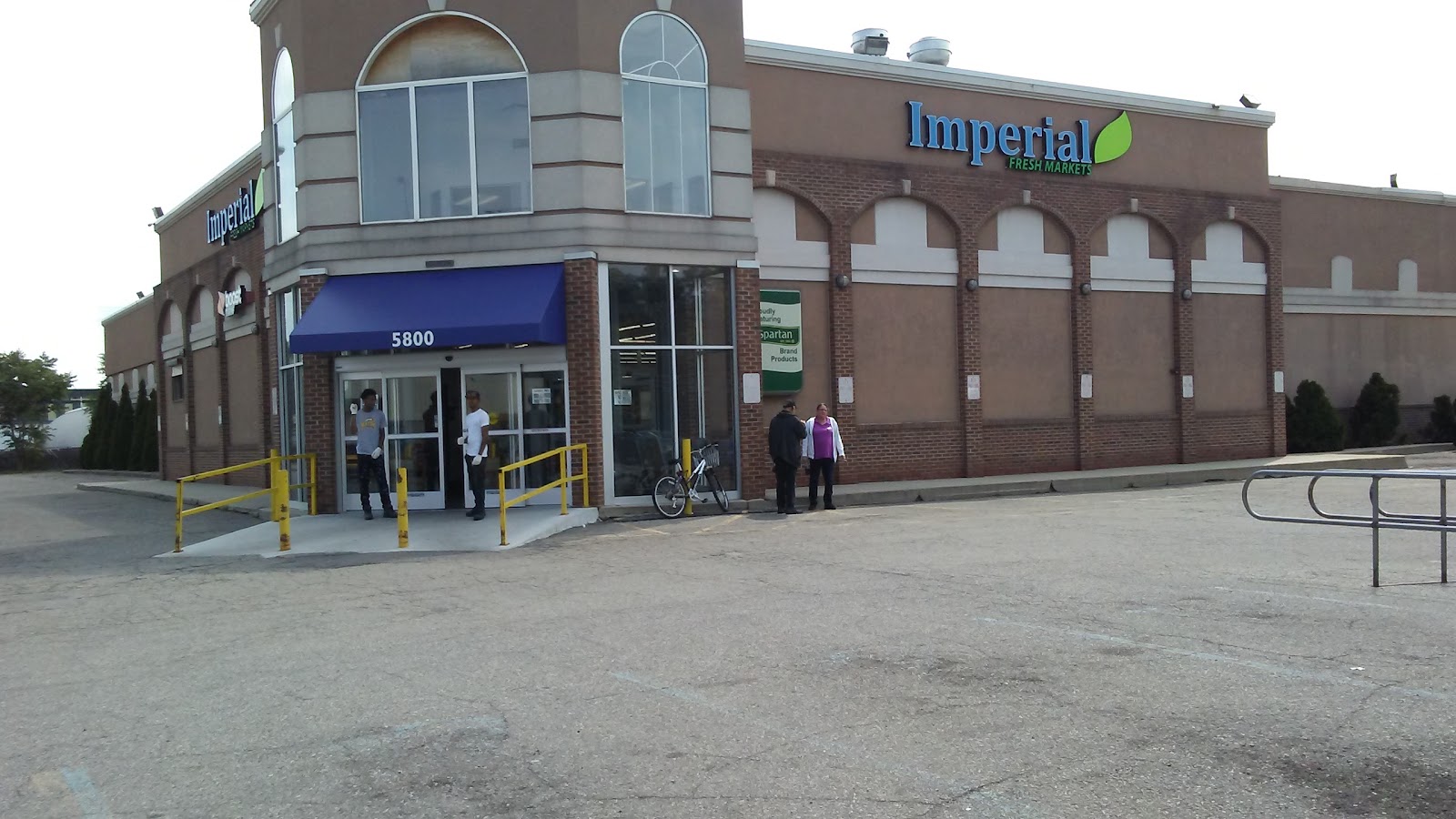 Imperial Fresh Markets — photo
