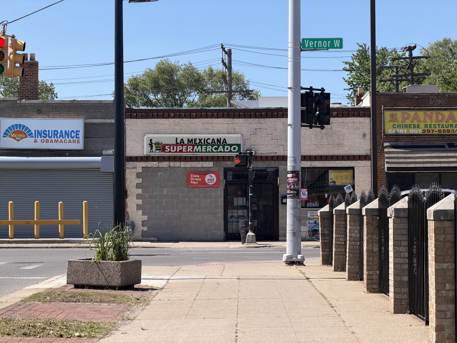 LA MEXICANA SUPERMERCADO — photo