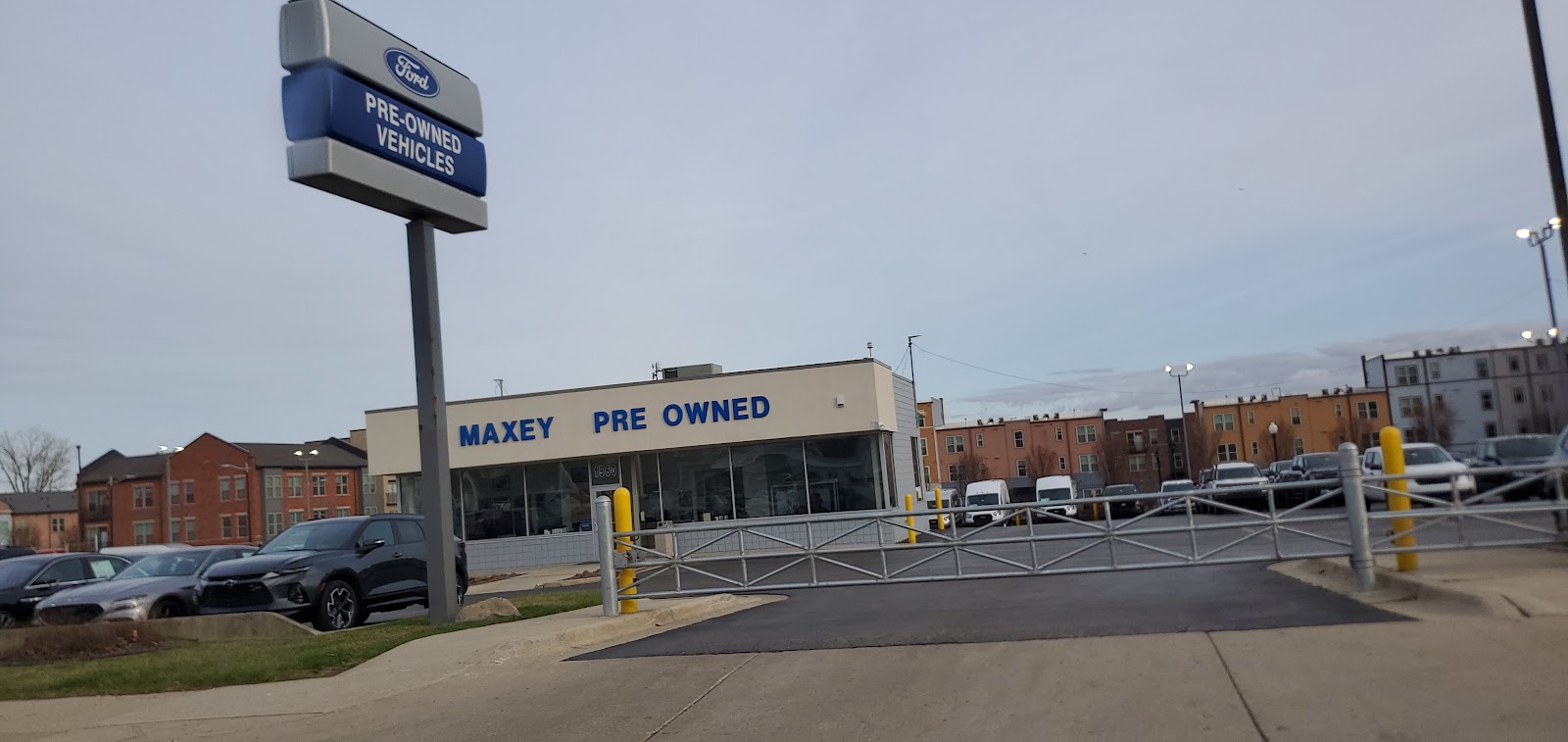 Maxey Pre Owned in Detroit