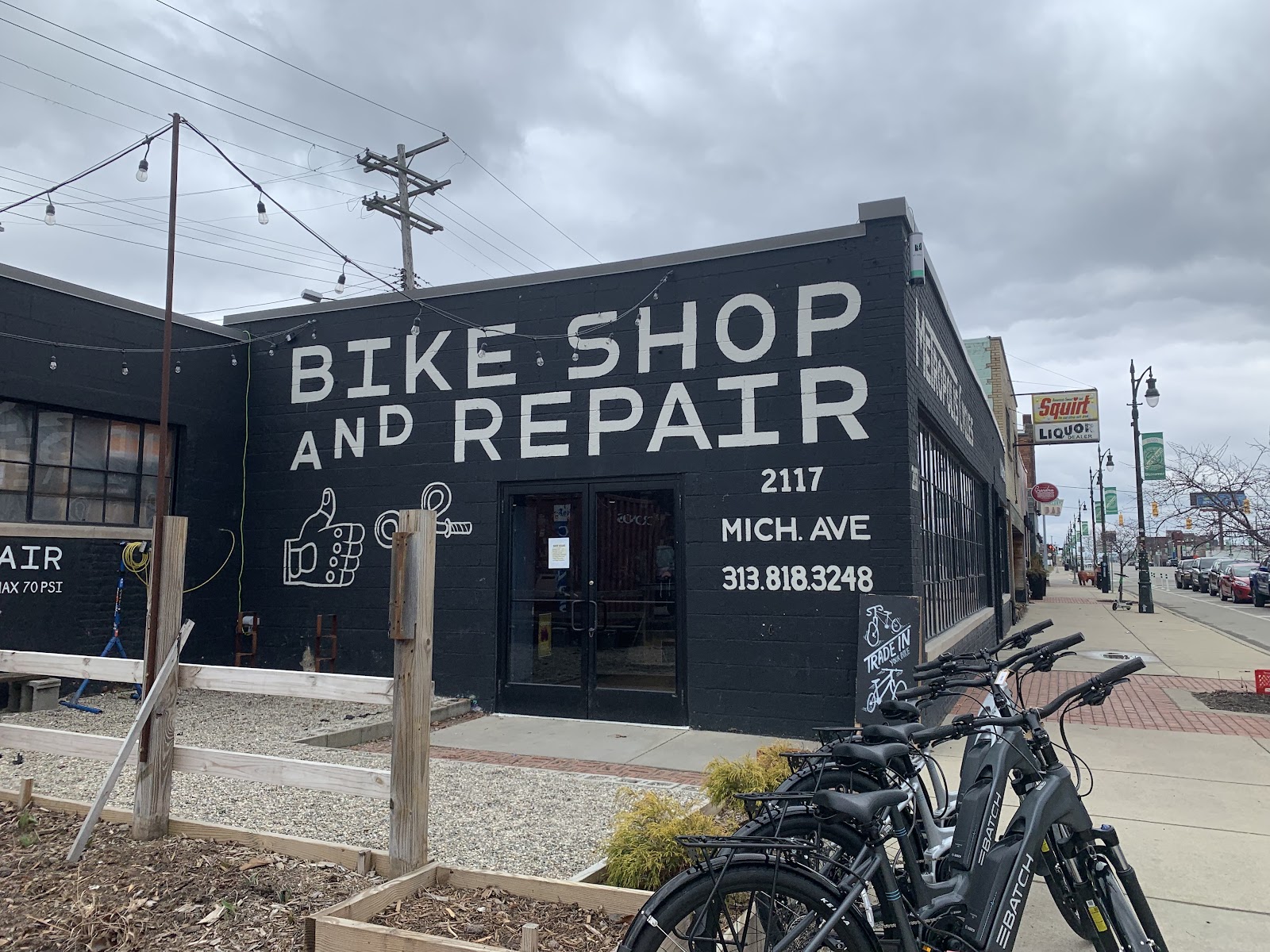 Metropolis Cycles Bike Shop — photo