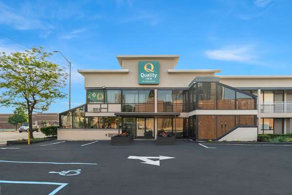 Quality Inn Detroit Downtown — photo