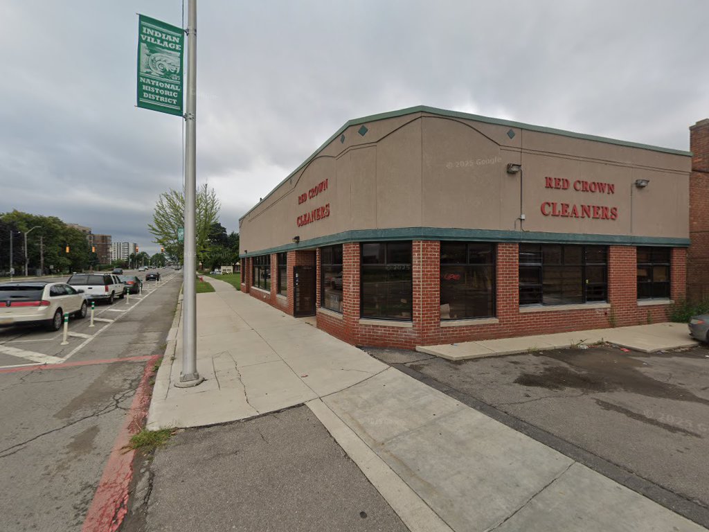 Red Crown Cleaners — photo