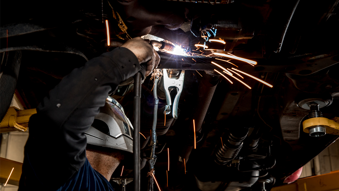 Safeway Brakes & Muffler LLC in Detroit
