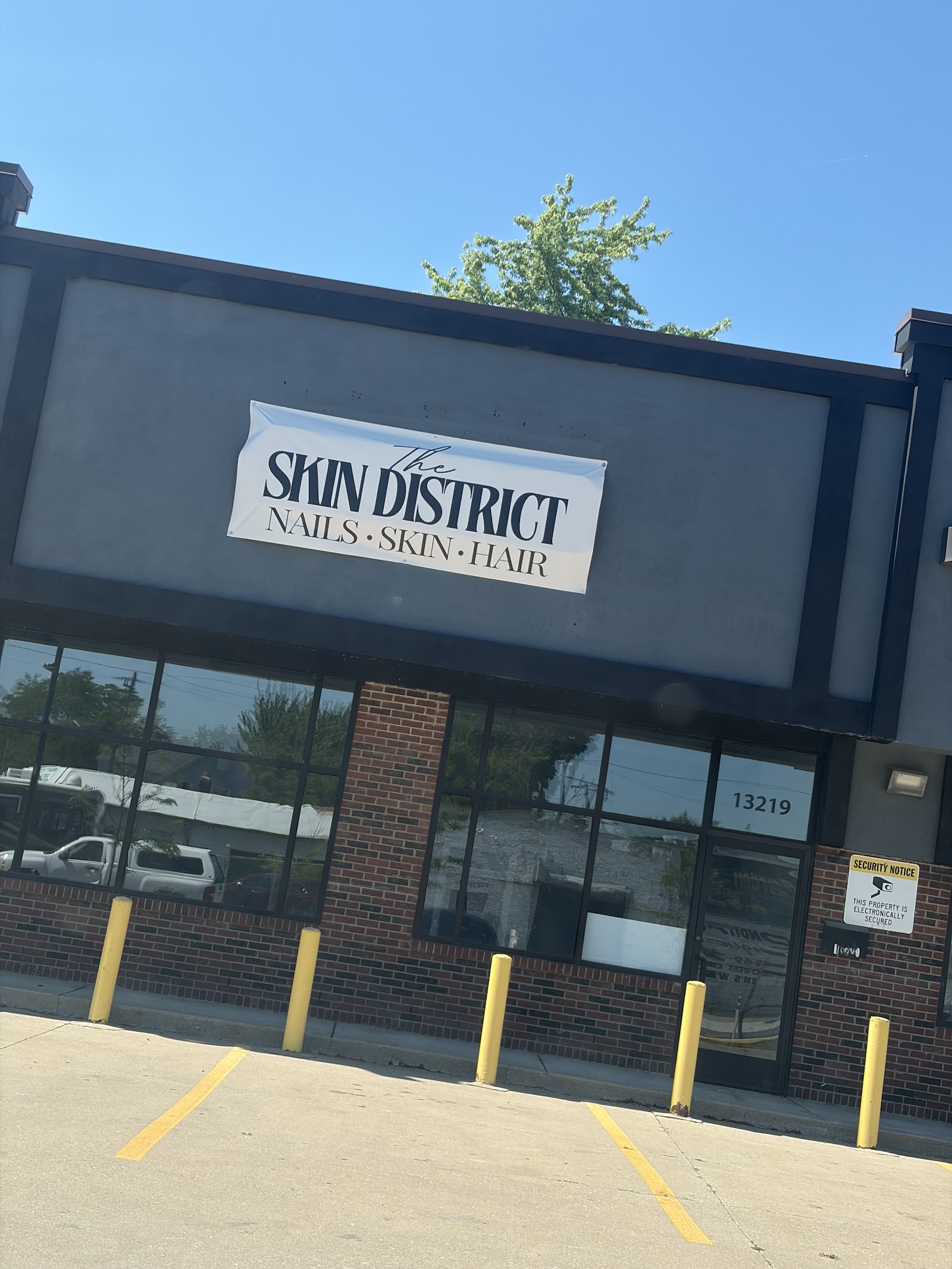 The Skin District — photo