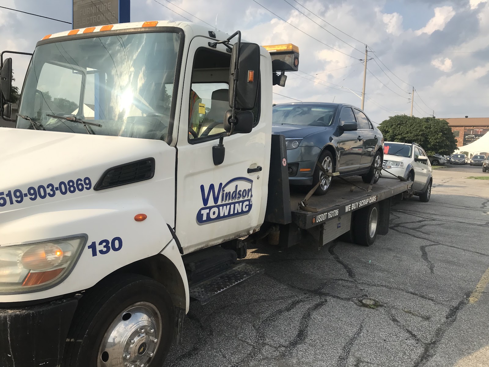 Windsor Towing in Windsor